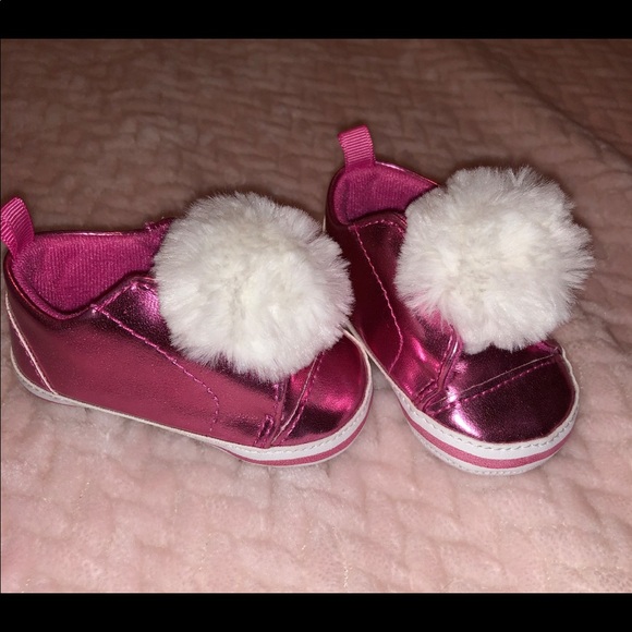 Infant shoes - Picture 1 of 1